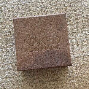 Urban Decay Naked Illuminated in LUMINOUS